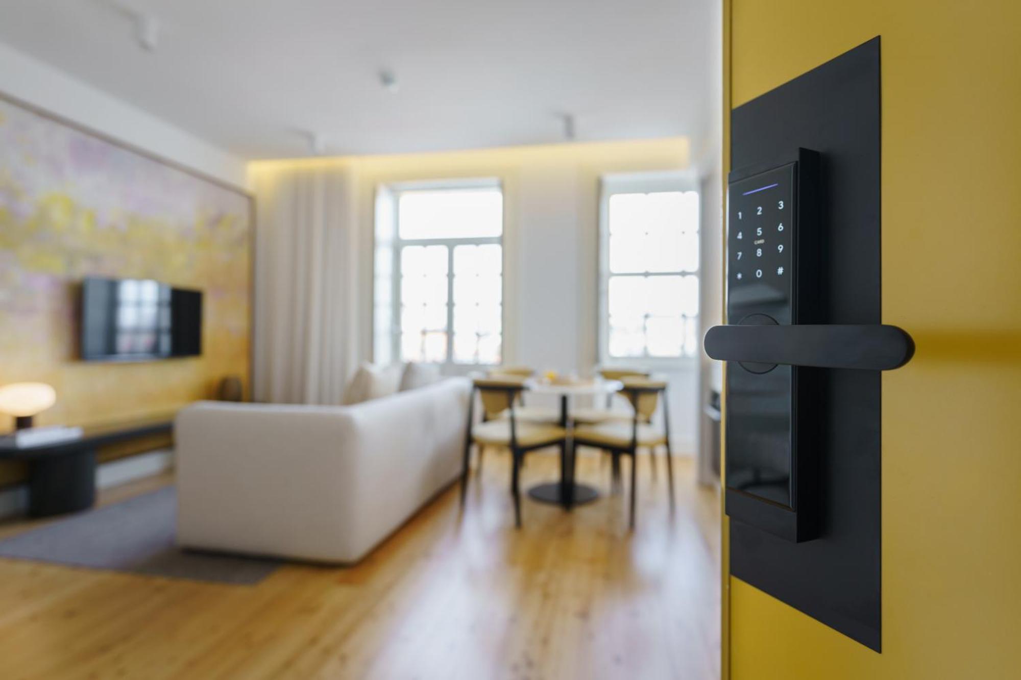 Feel Porto Clerigos Charm Flats Appartement Buitenkant foto