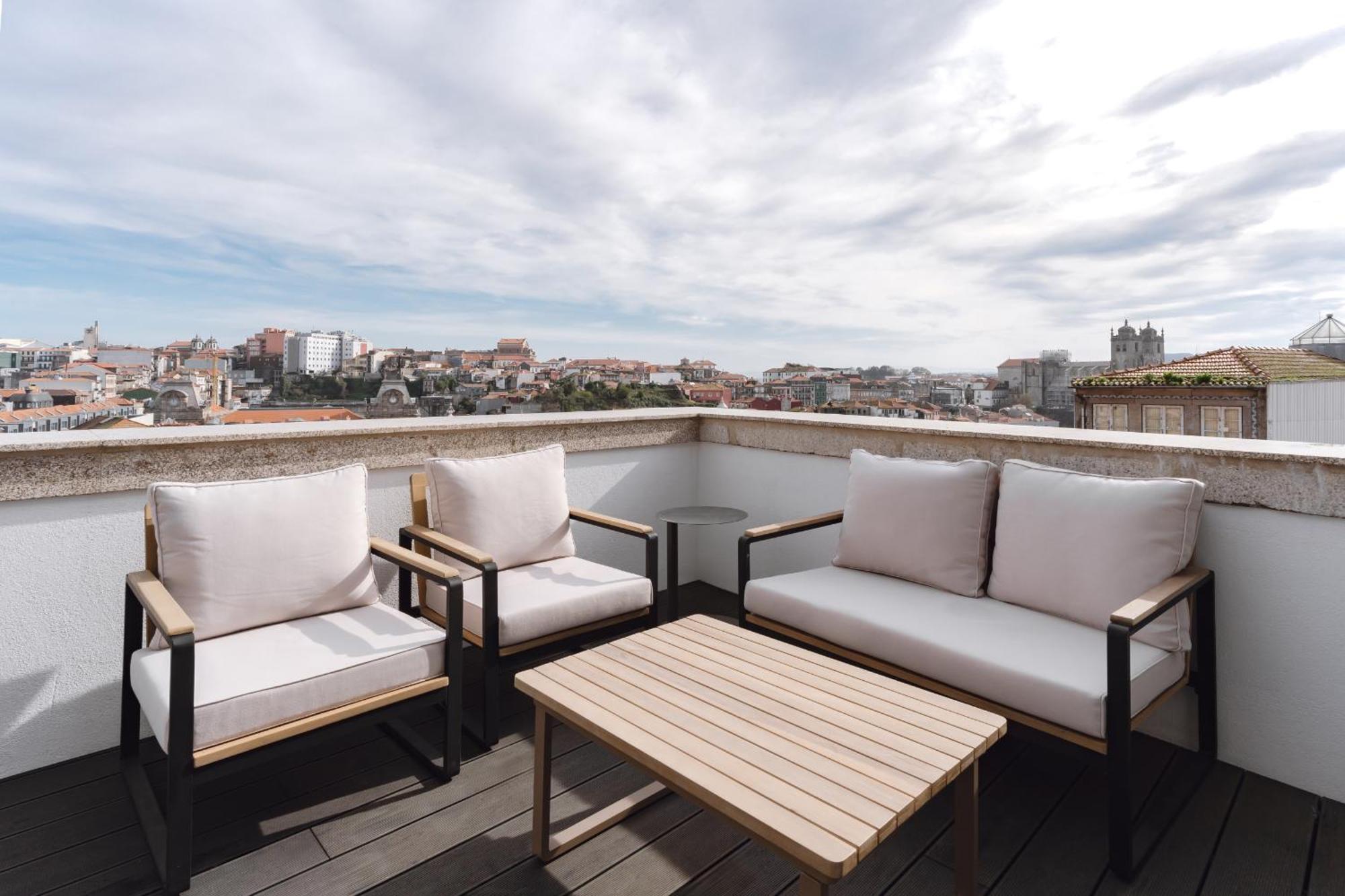 Feel Porto Clerigos Charm Flats Appartement Buitenkant foto